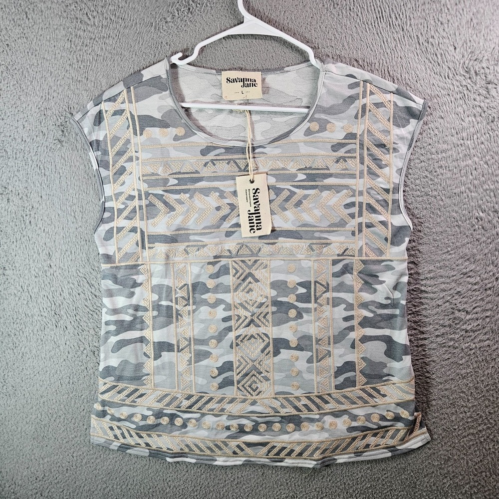 NEW Savanna Jane Embroidered Tee Top Women Large Camo Beige Gray